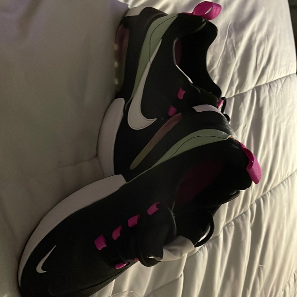 Like New Nike Air Max